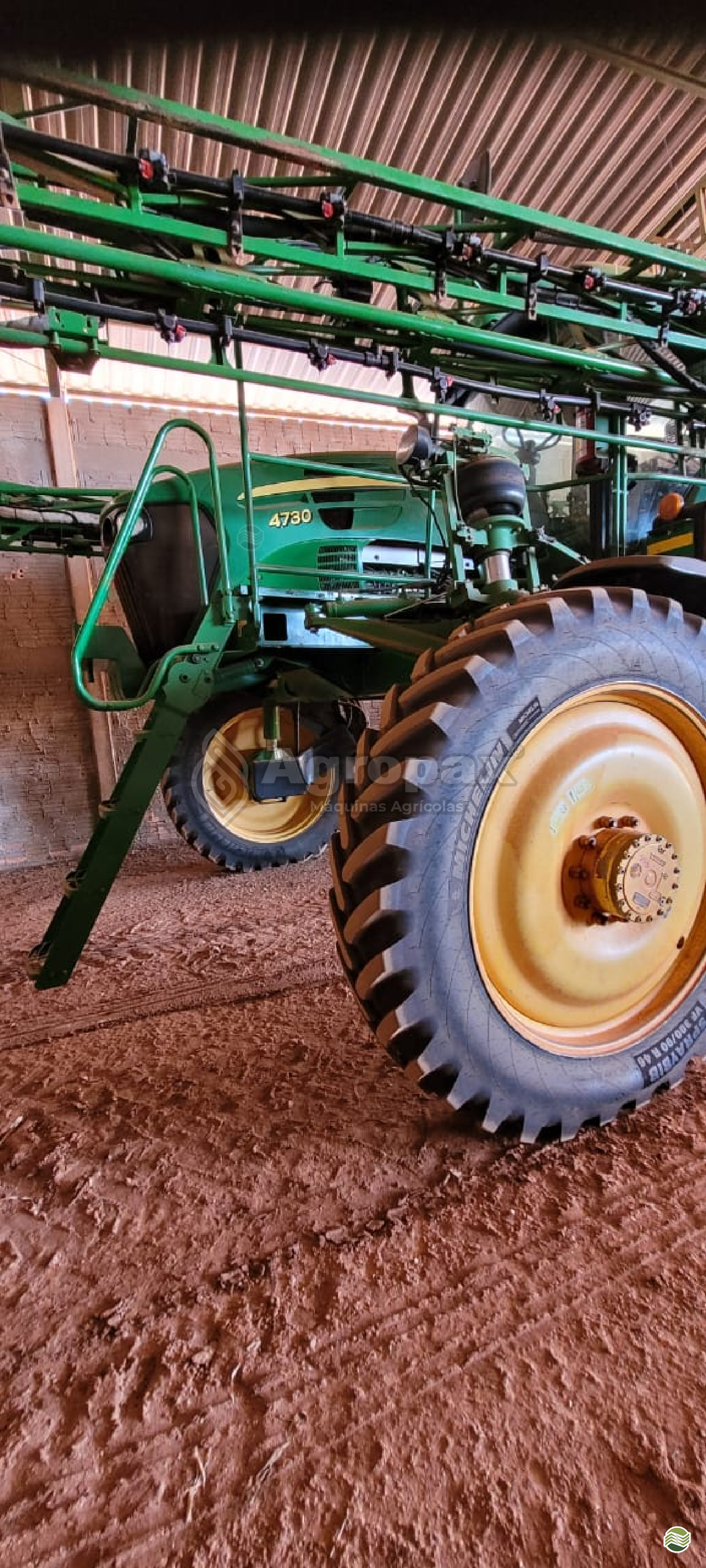 JOHN DEERE 4730 de Agropax Máquinas Agrícolas